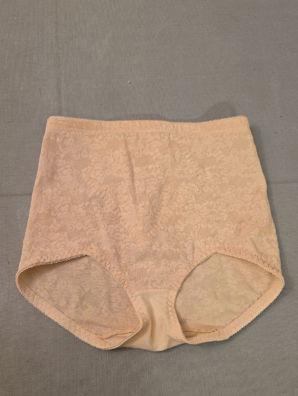 Lady Manhattan Union Made Beige Lace Underwear Panties Size Medium